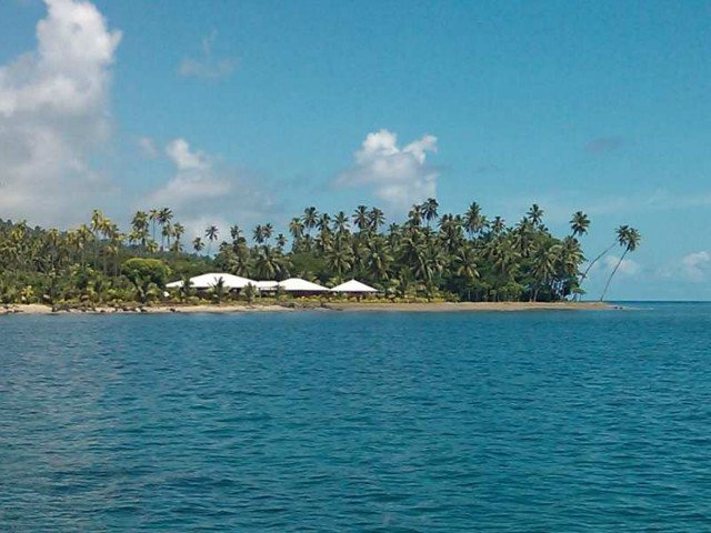 298236_121015105118980_800x600.jpg