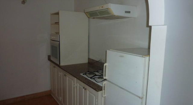 28216883.jpg