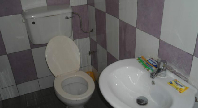 32264270.jpg