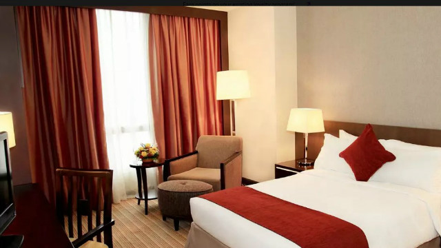 peninsula-excelsior-hotel_02.jpg