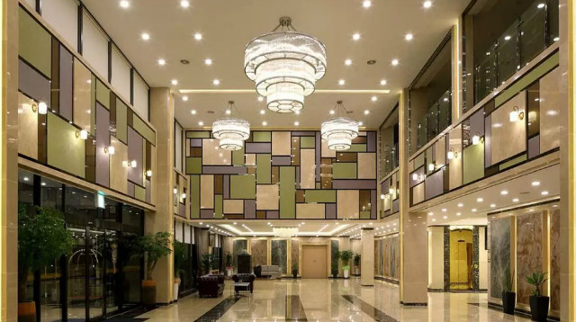 uni-hotel_02.jpg