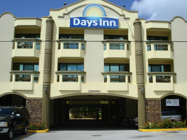 days-inn-tamuning_01.jpg