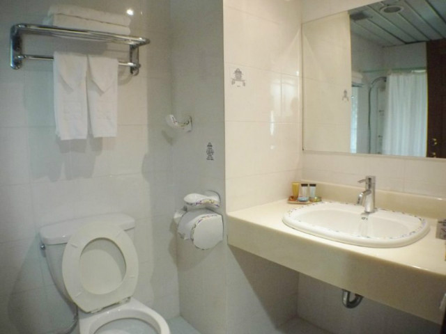 days-inn-tamuning_04.jpg