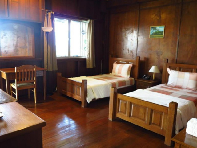 rose-garden-resort_02.jpg