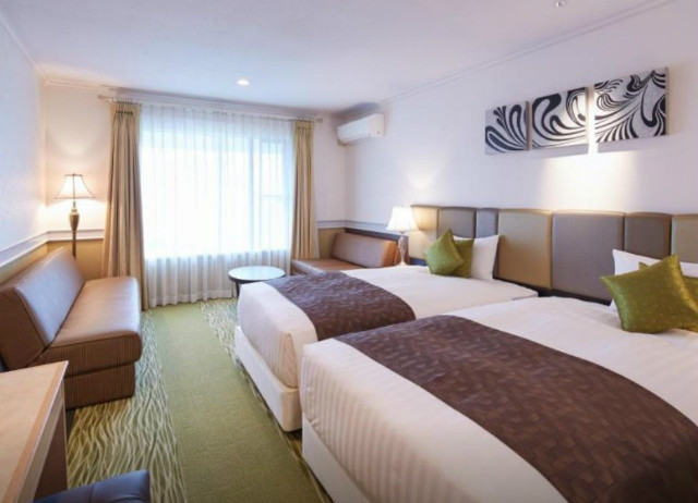 centurion-hotel-resort-04.jpg