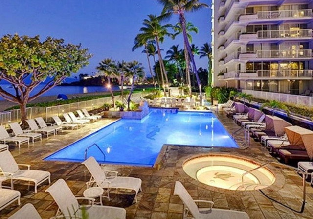 aston-at-the-whaler-on-kaanapali-beach-resort-04.jpg