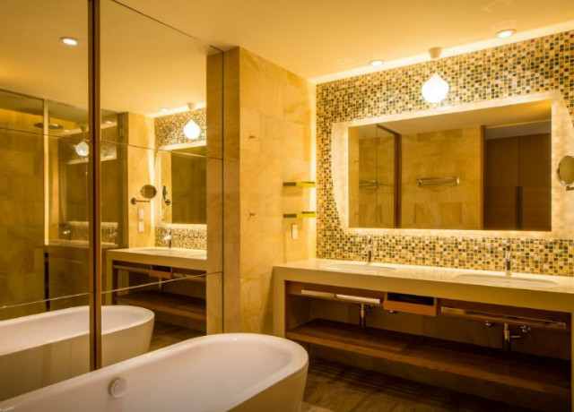 sheraton-okinawa-sunmarina-resort-04.jpg