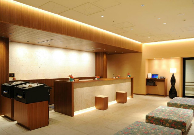 hotel-gracery-naha-01.jpg