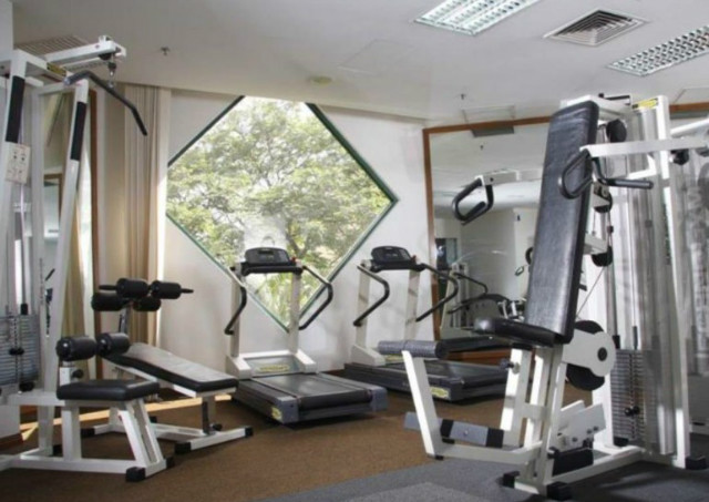 ambassador-row-hotel-suites-by-lanson-place-02.jpg